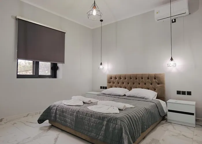 Iphigenia Luxury Flat