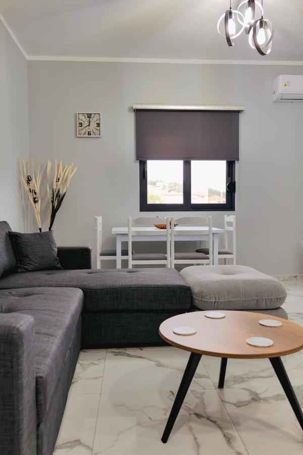 Appartement Iphigenia Luxury Flat