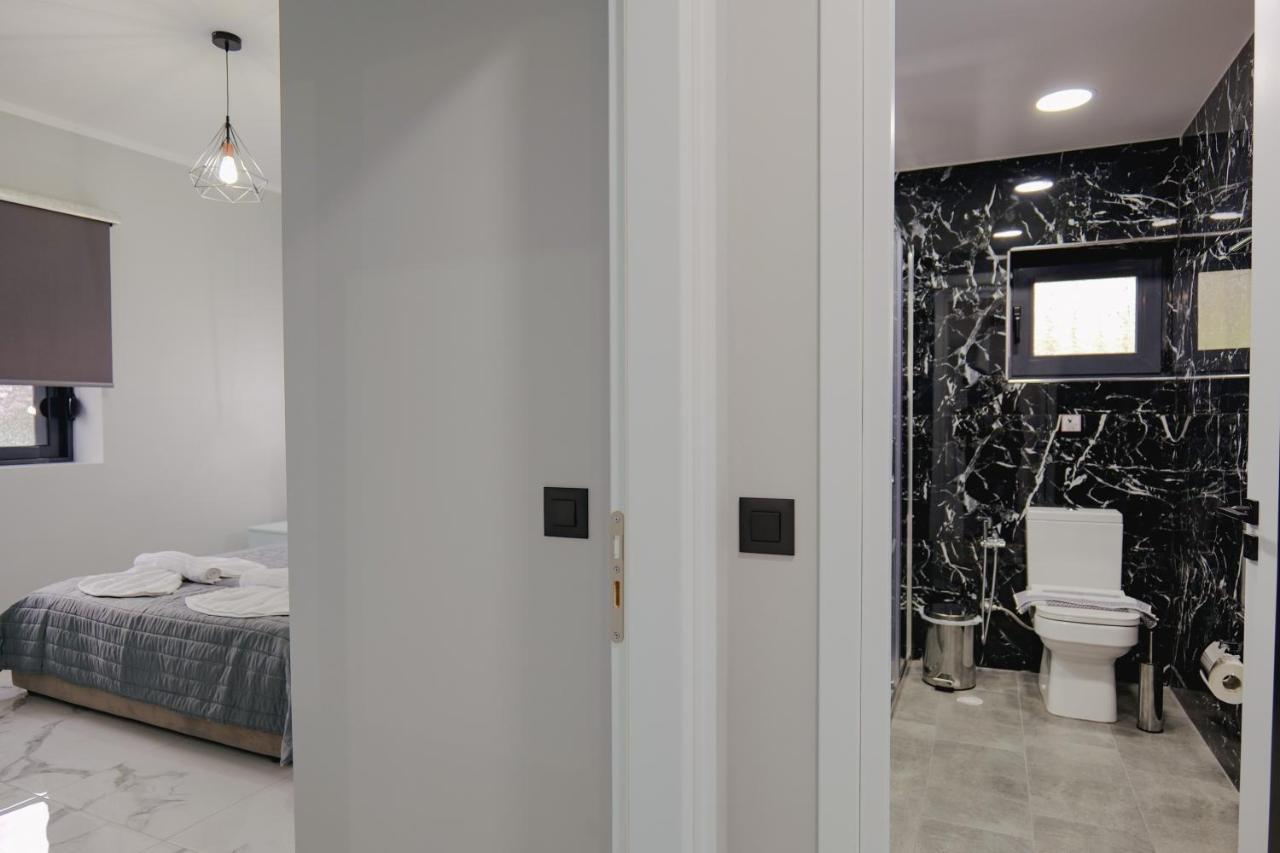 Iphigenia Luxury Flat *