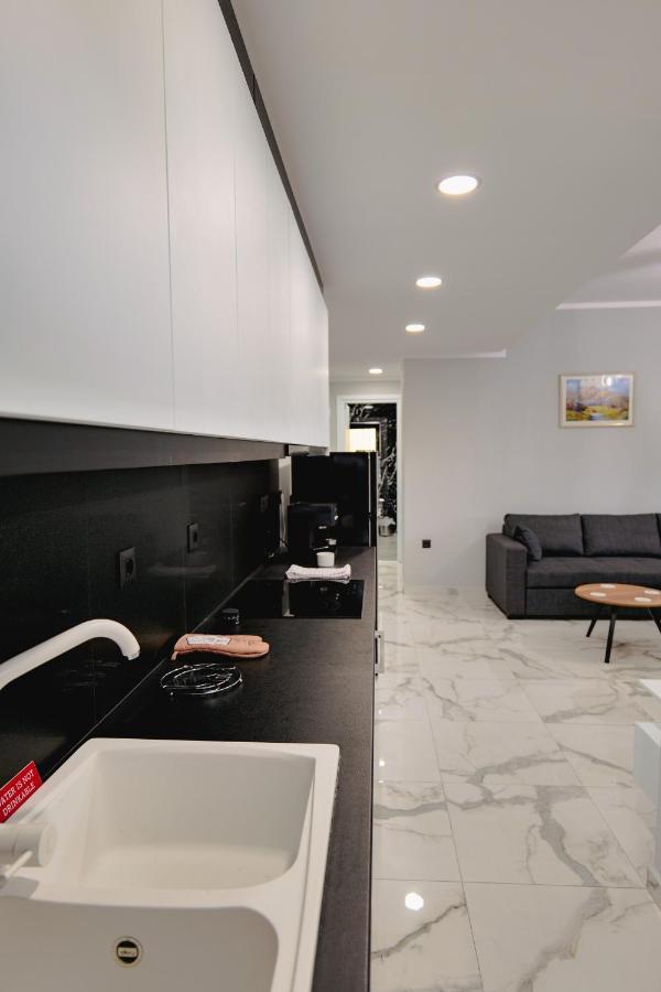 Iphigenia Luxury Flat * Sarandë