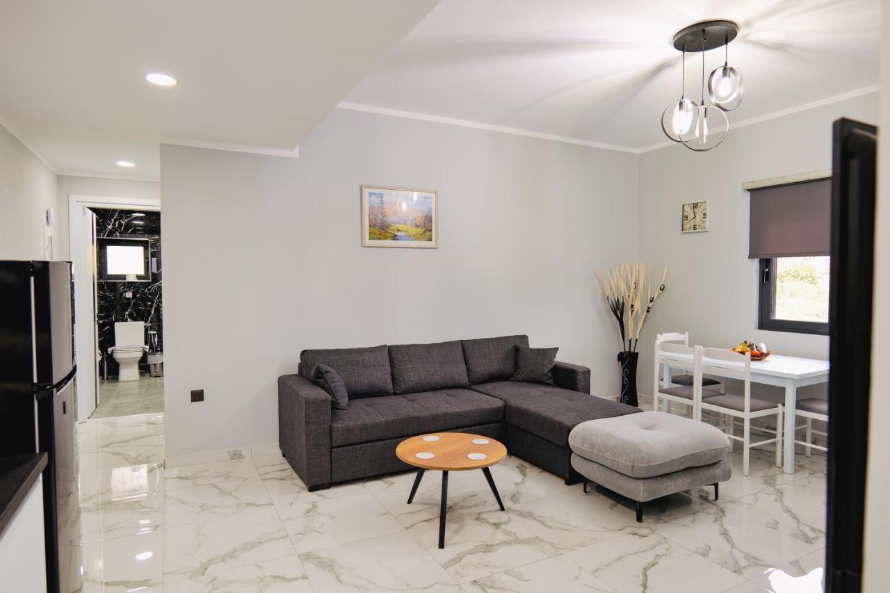 Appartement Iphigenia Luxury Flat *