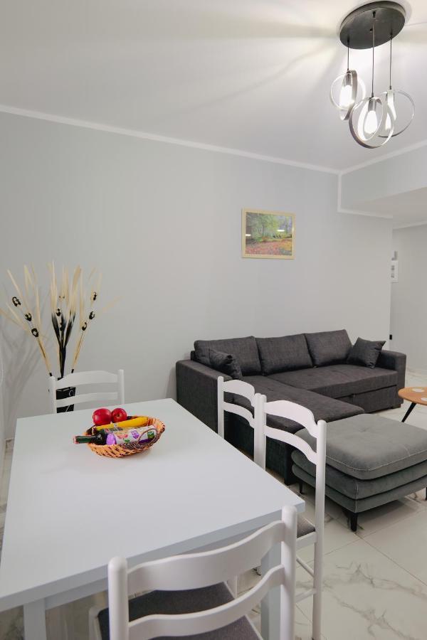 Iphigenia Luxury Flat *